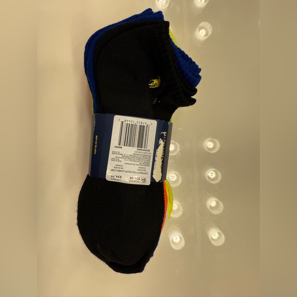 Polo by Ralph Lauren Men's Socks. - Picture 2 of 3